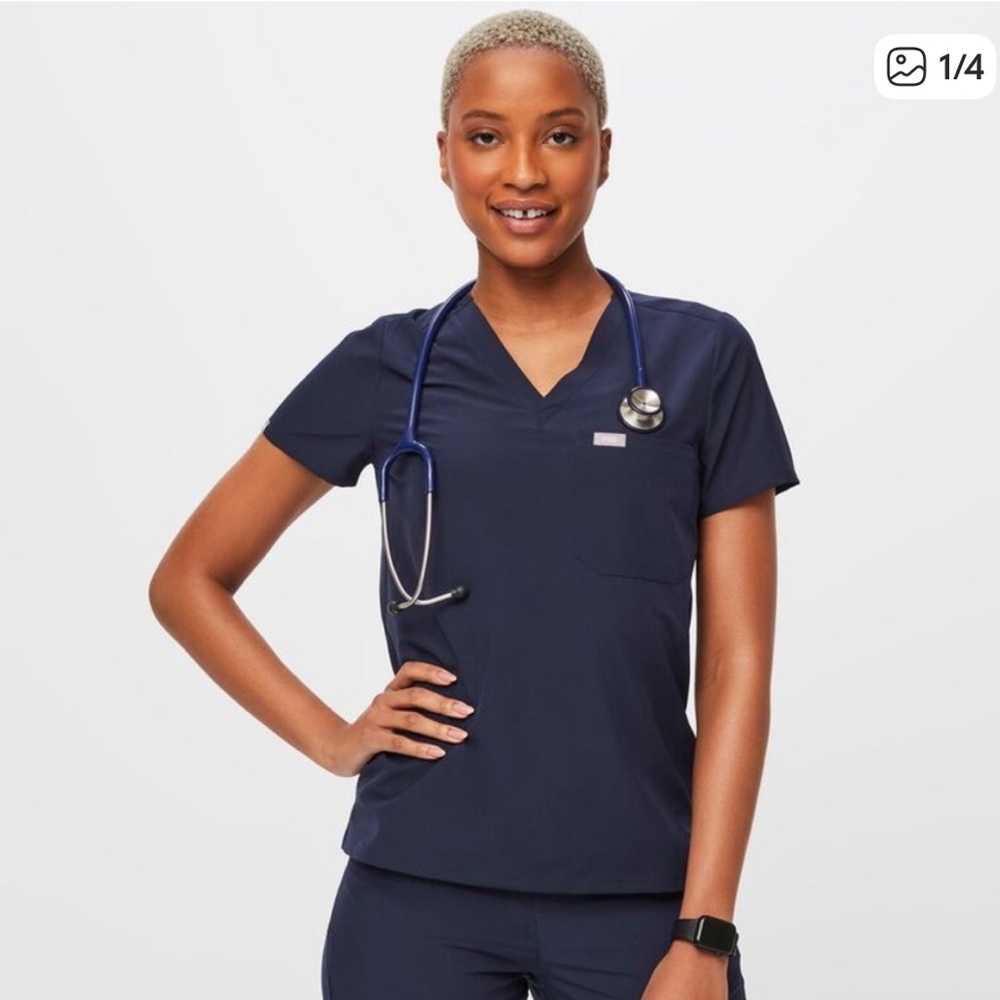 Figs Women’s Navy Freex Catarina Scrub Top